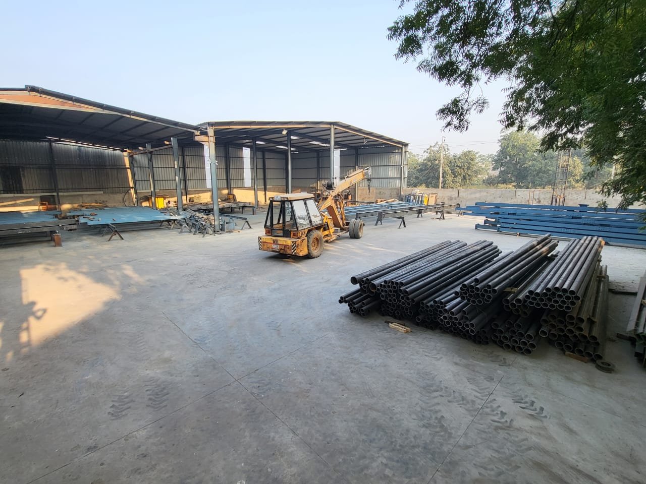 Hydraulic Material Handling